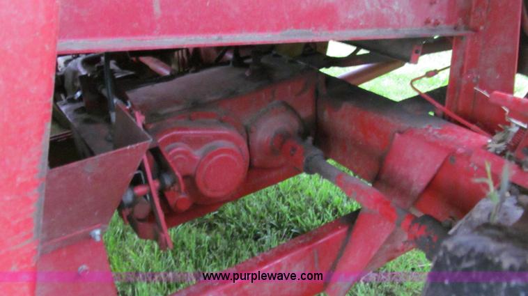 image for item E3973 1986 Case IH 1620 combine