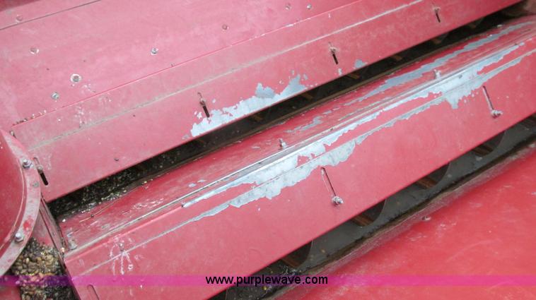 image for item E3973 1986 Case IH 1620 combine