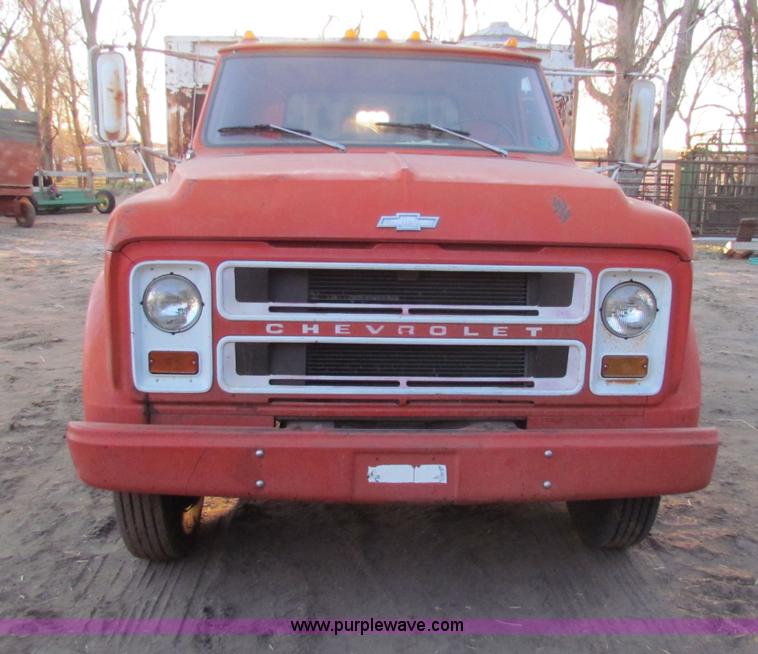 image for item E8461 1972 Chevrolet C50 dump truck