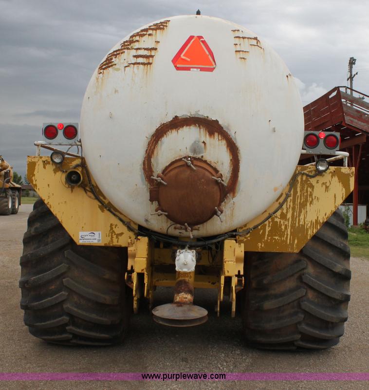 image for item E8493 Ag-Chem TerraGator 1603 floater