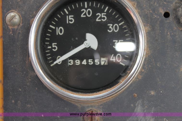 image for item E8493 Ag-Chem TerraGator 1603 floater