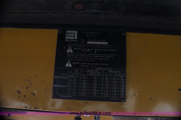 image for item E8493 Ag-Chem TerraGator 1603 floater