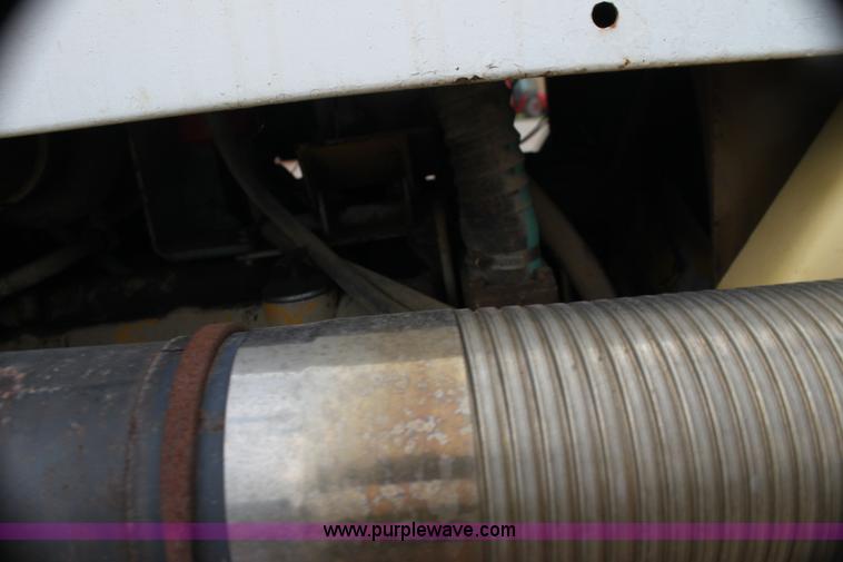 image for item E8493 Ag-Chem TerraGator 1603 floater