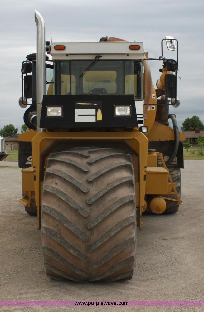 image for item E8496 Ag-Chem TerraGator 2505 floater