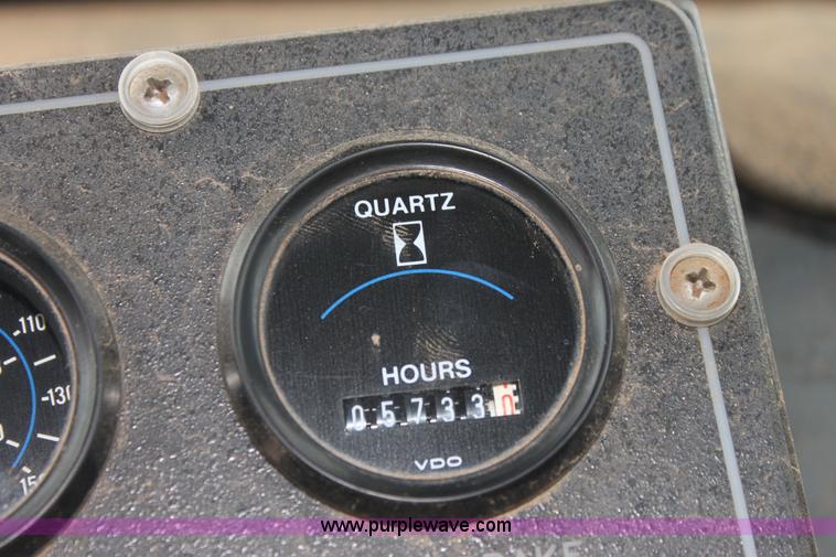 image for item E8496 Ag-Chem TerraGator 2505 floater