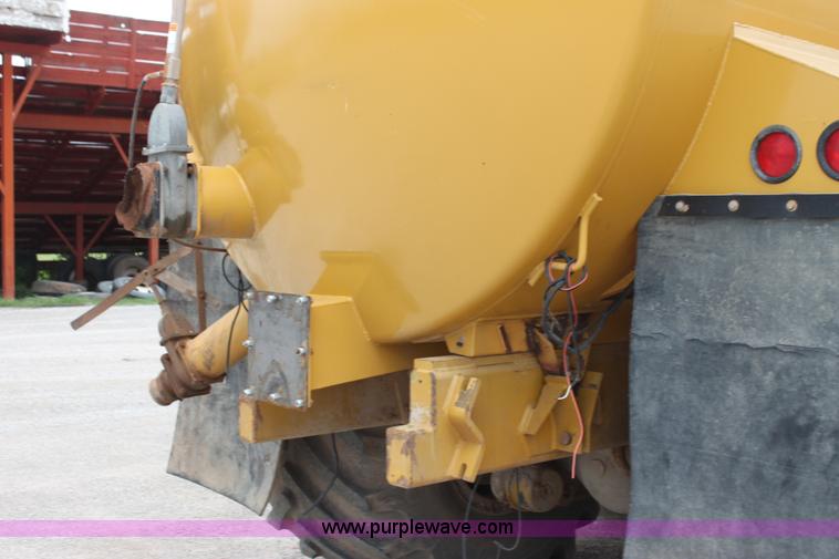 image for item E8496 Ag-Chem TerraGator 2505 floater