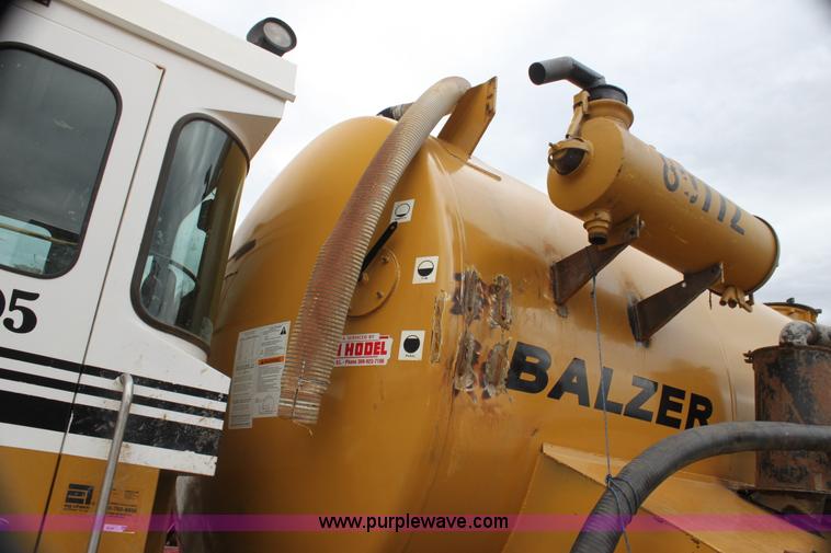 image for item E8496 Ag-Chem TerraGator 2505 floater