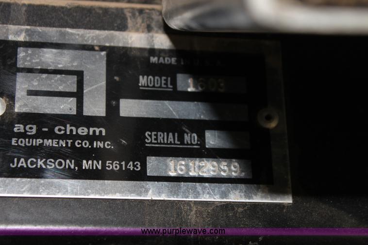 image for item E8496 Ag-Chem TerraGator 2505 floater