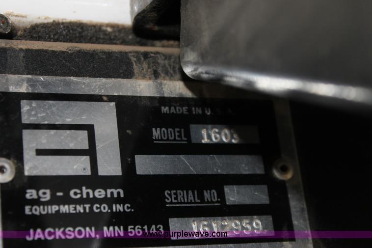 image for item E8496 Ag-Chem TerraGator 2505 floater