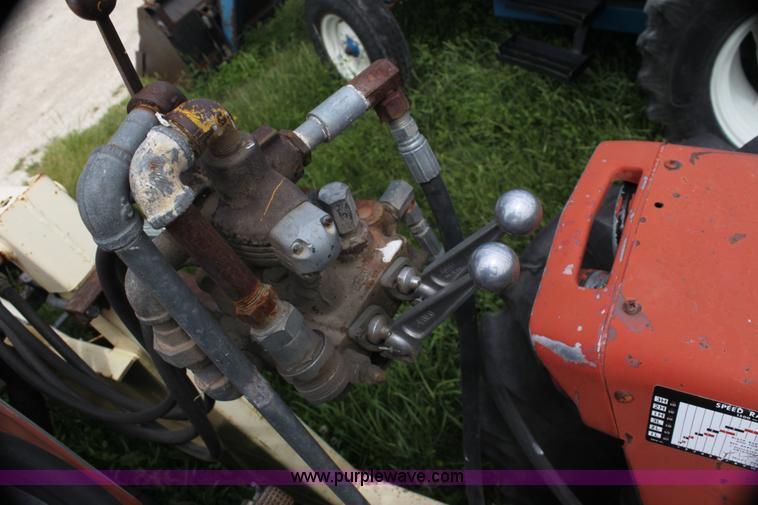 image for item E8498 Massey-Ferguson 180 tractor