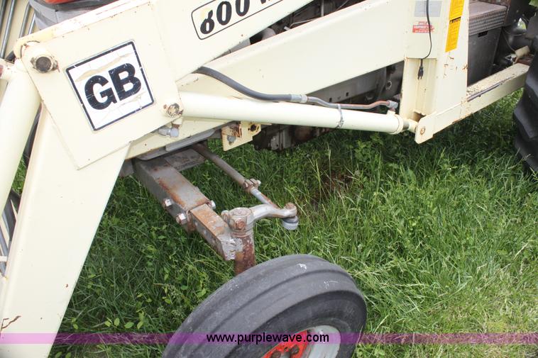 image for item E8498 Massey-Ferguson 180 tractor