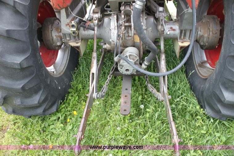 image for item E8498 Massey-Ferguson 180 tractor