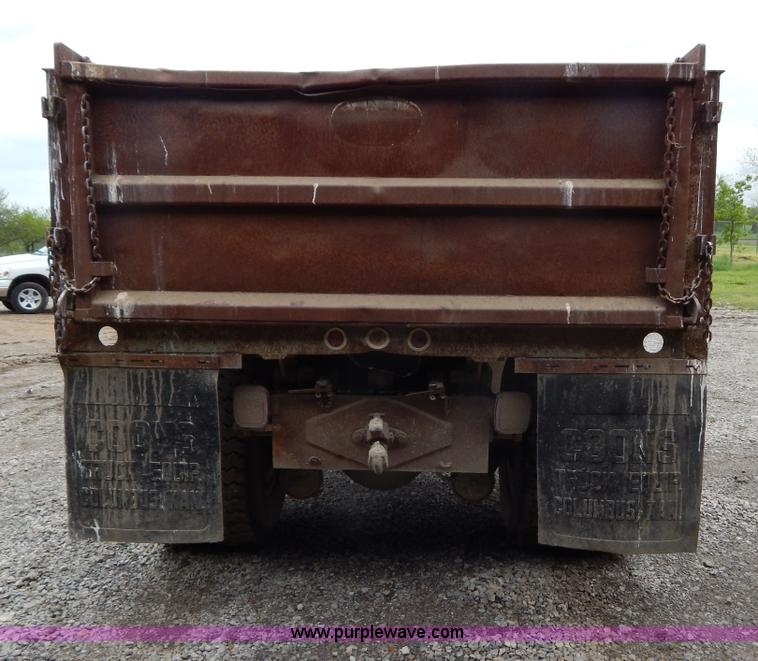 image for item G3189 1974 Chevrolet C60 dump truck