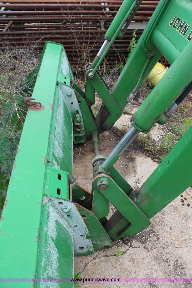 image for item G5081 John Deere 740 loader