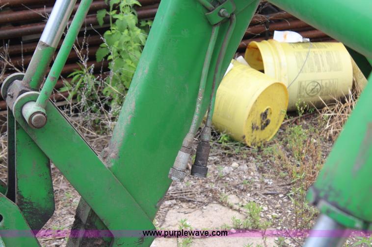 image for item G5081 John Deere 740 loader