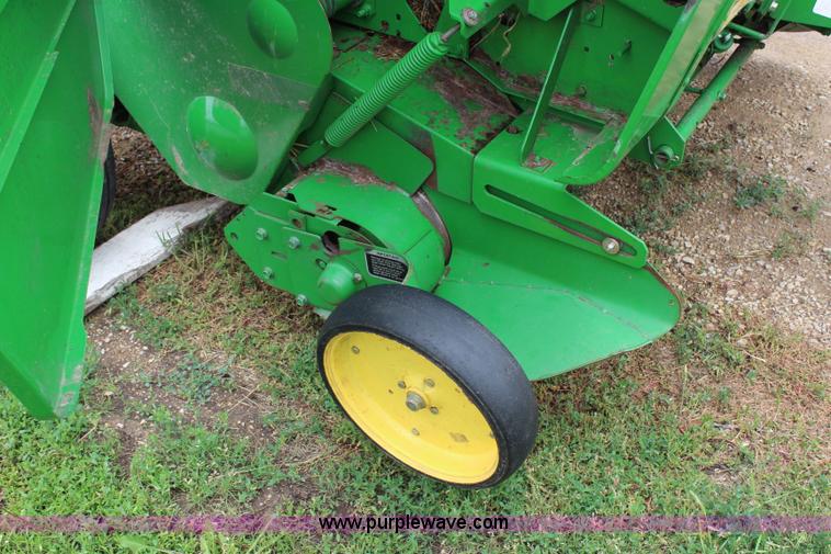 image for item G5083 John Deere 467 round baler