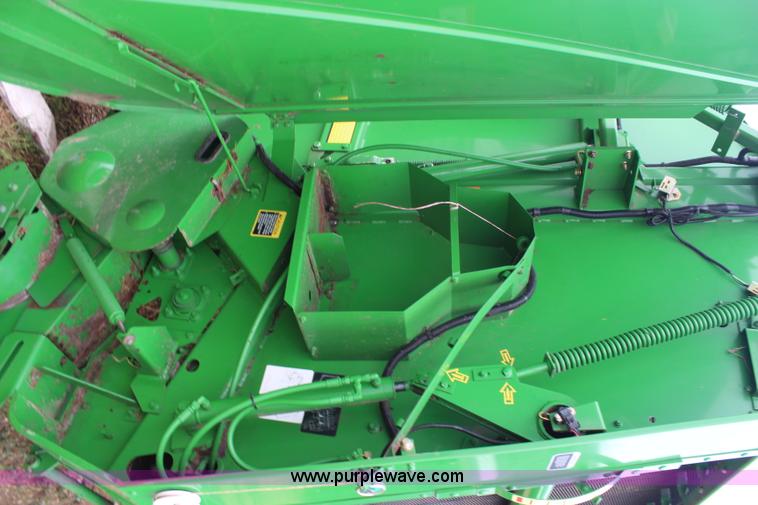 image for item G5083 John Deere 467 round baler
