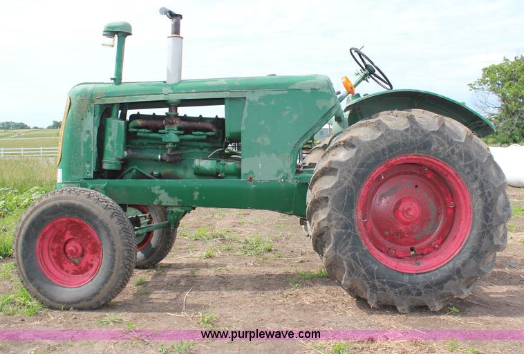 image for item G5112 1948 Oliver 88 Standard tractor