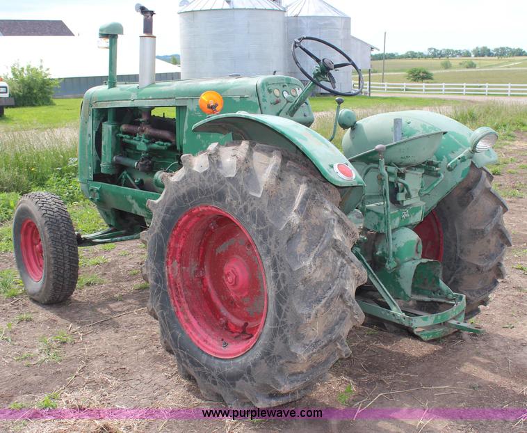 image for item G5112 1948 Oliver 88 Standard tractor