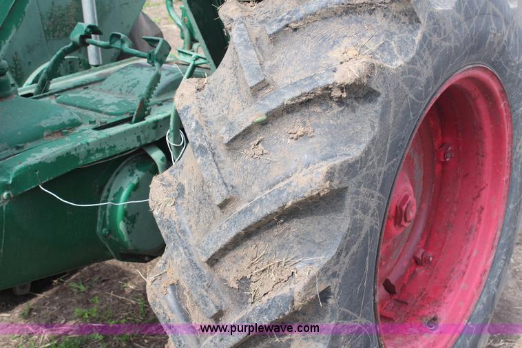 image for item G5112 1948 Oliver 88 Standard tractor