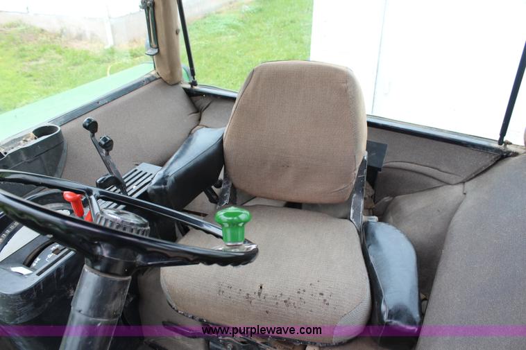 image for item G5146 1990 John Deere 4255 MFWD tractor