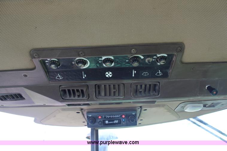 image for item G5146 1990 John Deere 4255 MFWD tractor