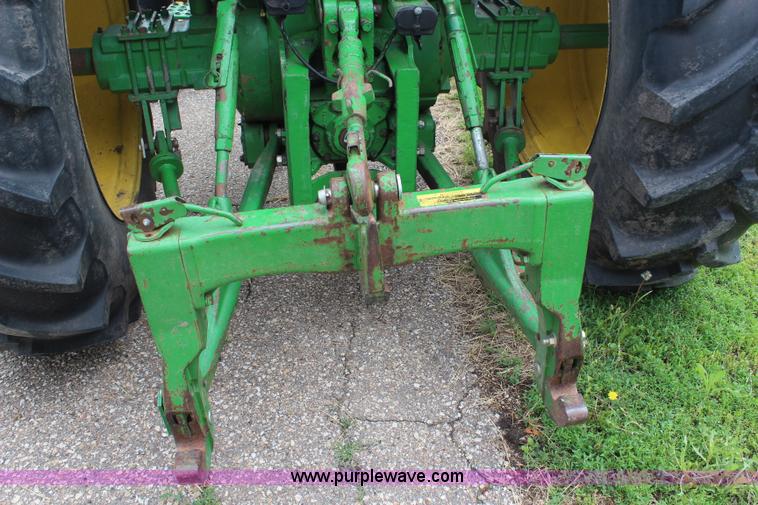 image for item G5146 1990 John Deere 4255 MFWD tractor