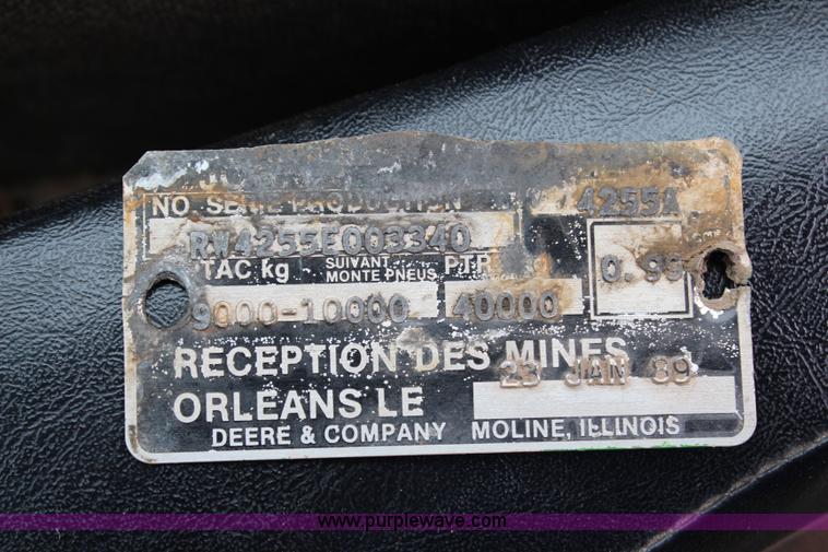 image for item G5146 1990 John Deere 4255 MFWD tractor