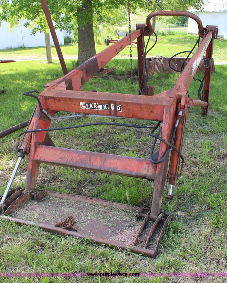 image for item G5152 Farmhand F11 loader