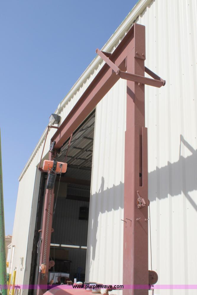 image for item G5716 Overhead two ton chain hoist and frame