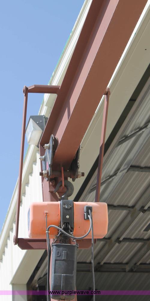 image for item G5716 Overhead two ton chain hoist and frame