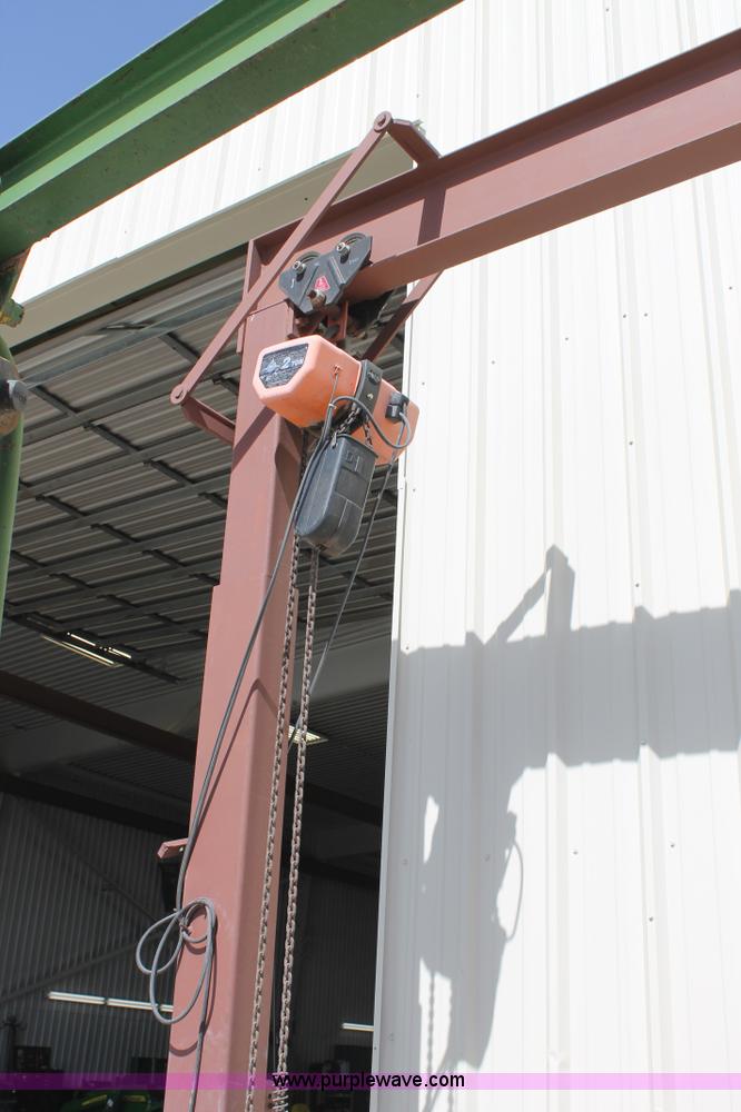 image for item G5716 Overhead two ton chain hoist and frame