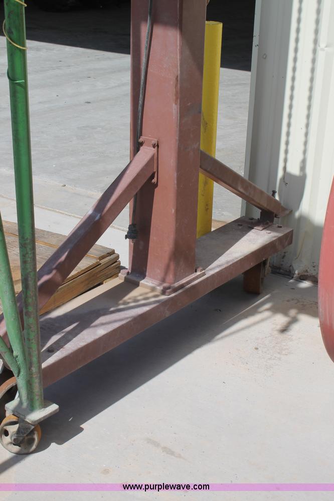 image for item G5716 Overhead two ton chain hoist and frame