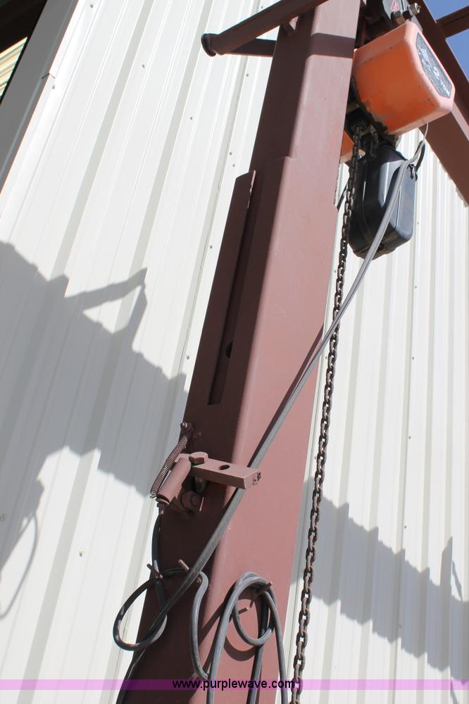 image for item G5716 Overhead two ton chain hoist and frame