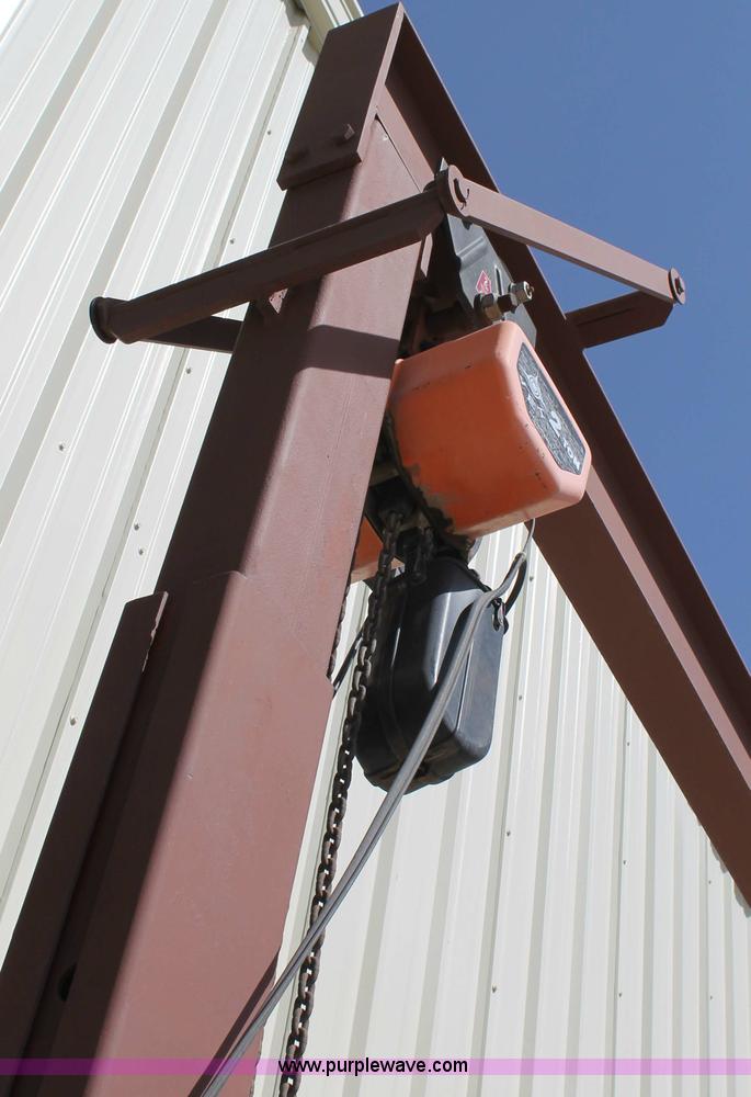 image for item G5716 Overhead two ton chain hoist and frame