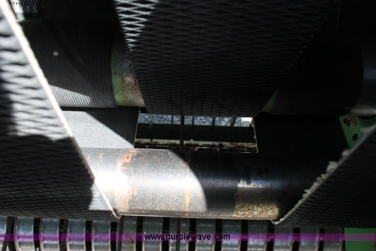 image for item G5738 2008 John Deere 568 round baler