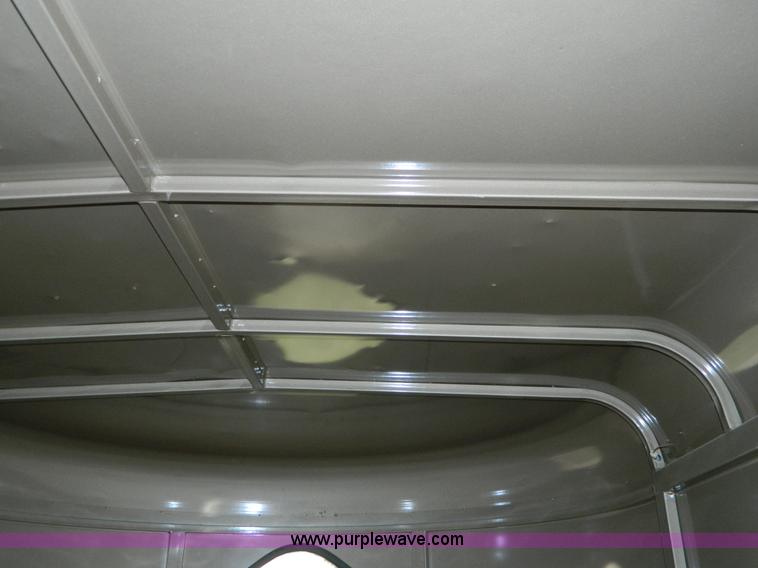 image for item G7872 1998 S&H three horse slant load trailer