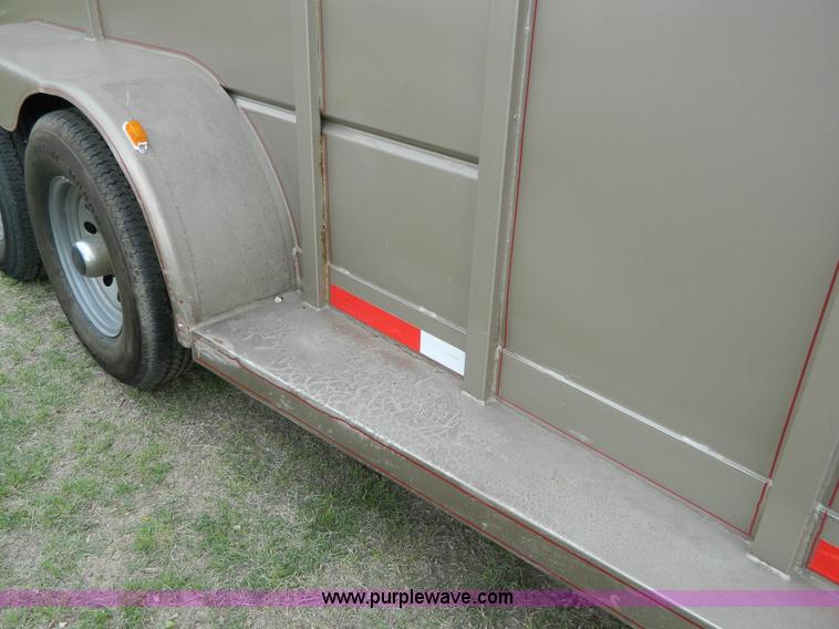 image for item G7872 1998 S&H three horse slant load trailer