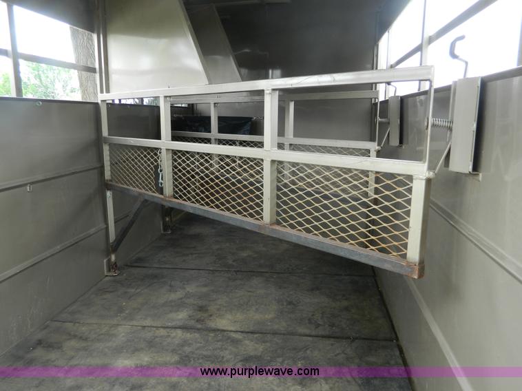 image for item G7872 1998 S&H three horse slant load trailer