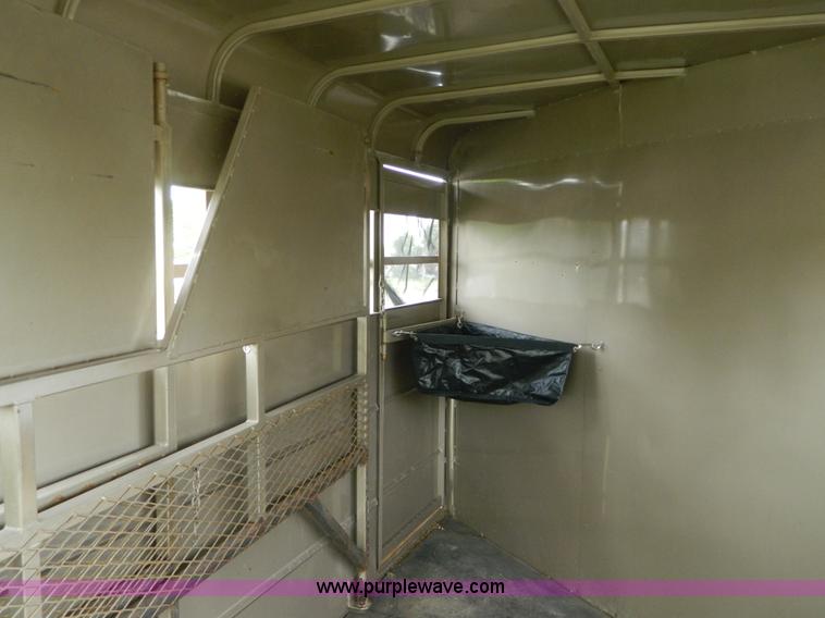 image for item G7872 1998 S&H three horse slant load trailer