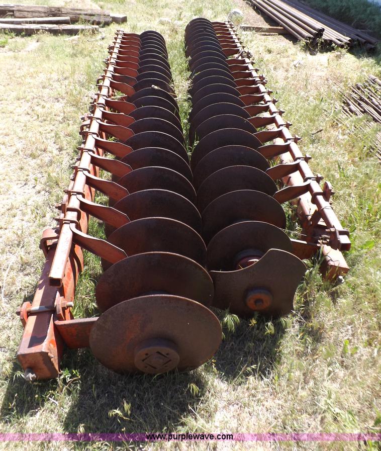 image for item H7081 Krause 14' tandem off-set disk