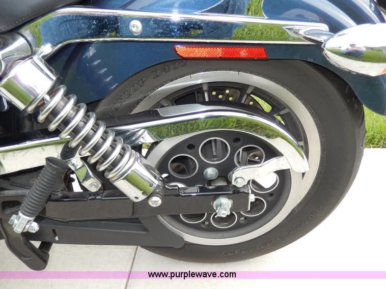 image for item AA9907 2003 Harley Davidson Dyna Low Rider motorcycle