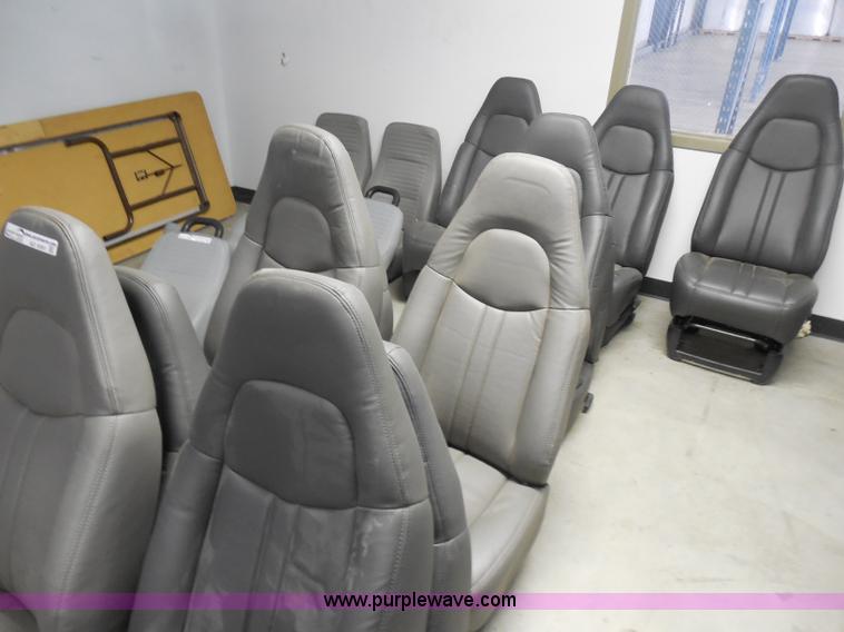 image for item AD9391 (14) pull out seats