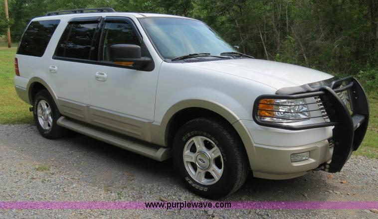 image for item B4785 2005 Ford Expedition Eddie Bauer SUV