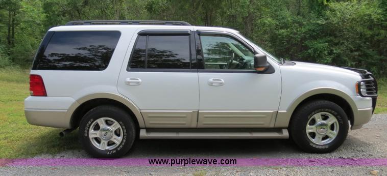 image for item B4785 2005 Ford Expedition Eddie Bauer SUV
