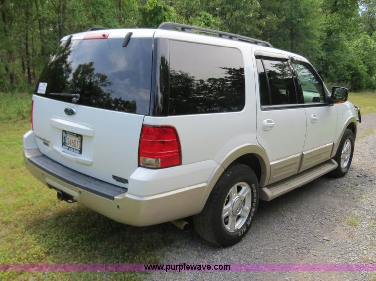 image for item B4785 2005 Ford Expedition Eddie Bauer SUV