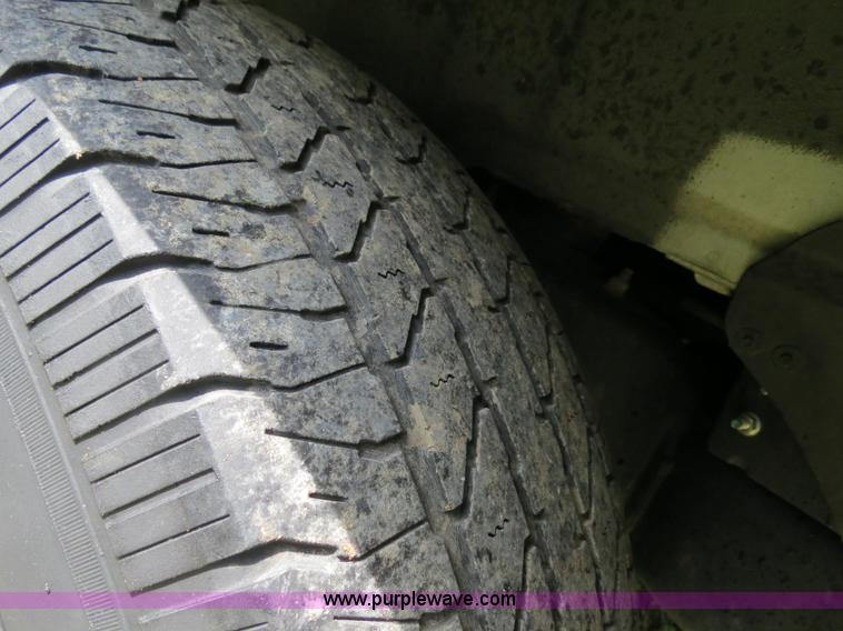 image for item B4785 2005 Ford Expedition Eddie Bauer SUV