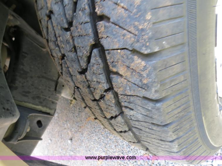 image for item B4785 2005 Ford Expedition Eddie Bauer SUV