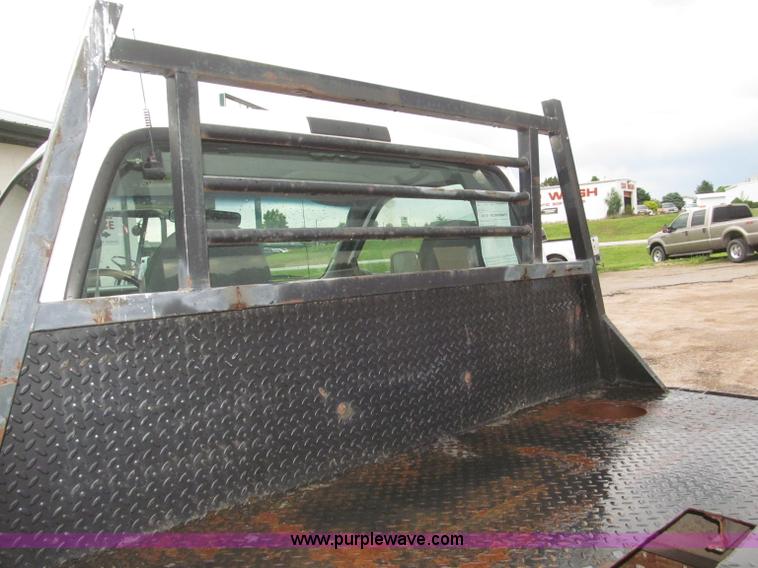 image for item B5492 2004 Ford F350  XL Super Duty flatbed truck