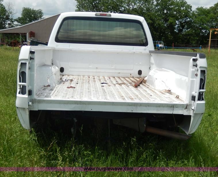 image for item D4780 2007 Ford F250 XLT Super Duty Crew Cab pickup truck